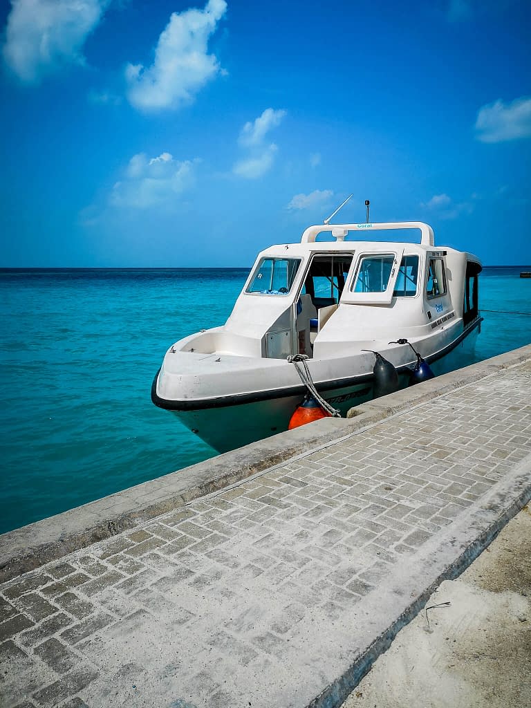 speedboat_maldives_rasdhoo